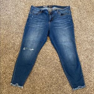 Kut Connie Distressed Frayed Hem Skinny Jean 18W